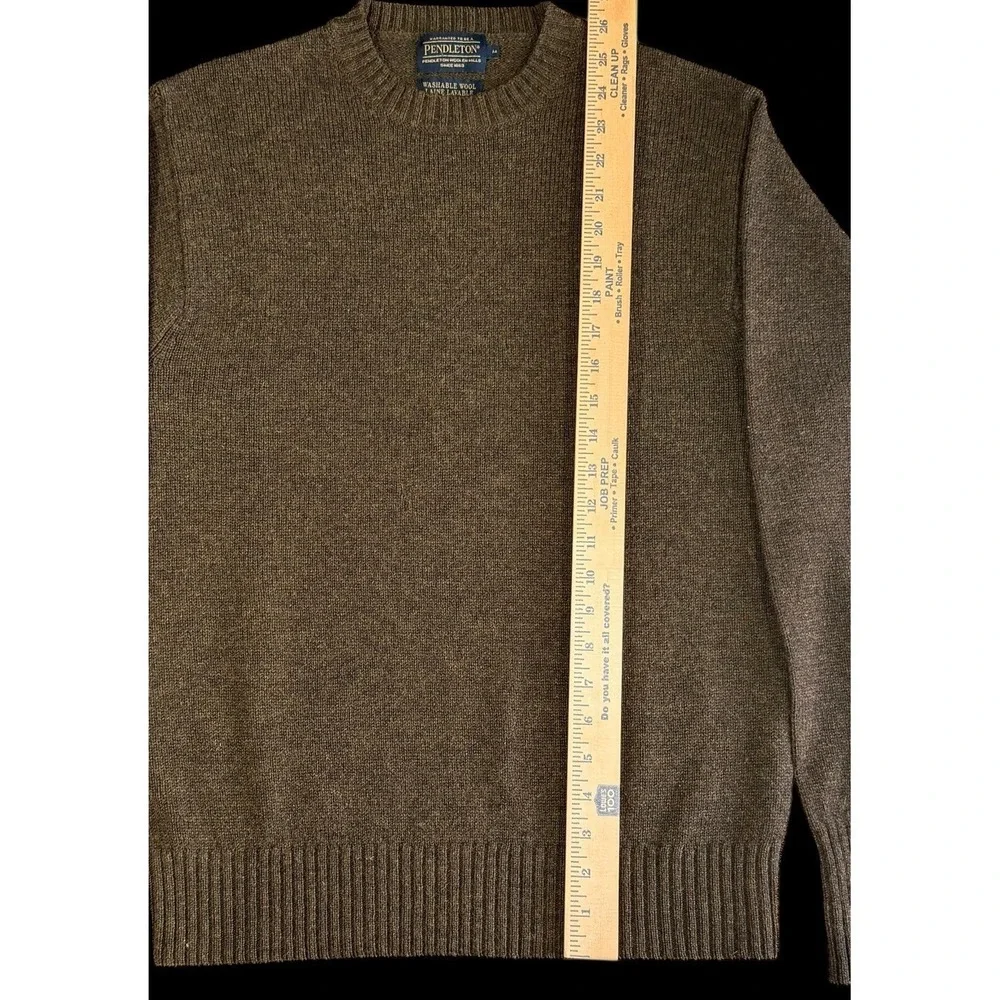 Pendleton Men's Washable Shetland Wool Crew Neck Sweater Brown Medium